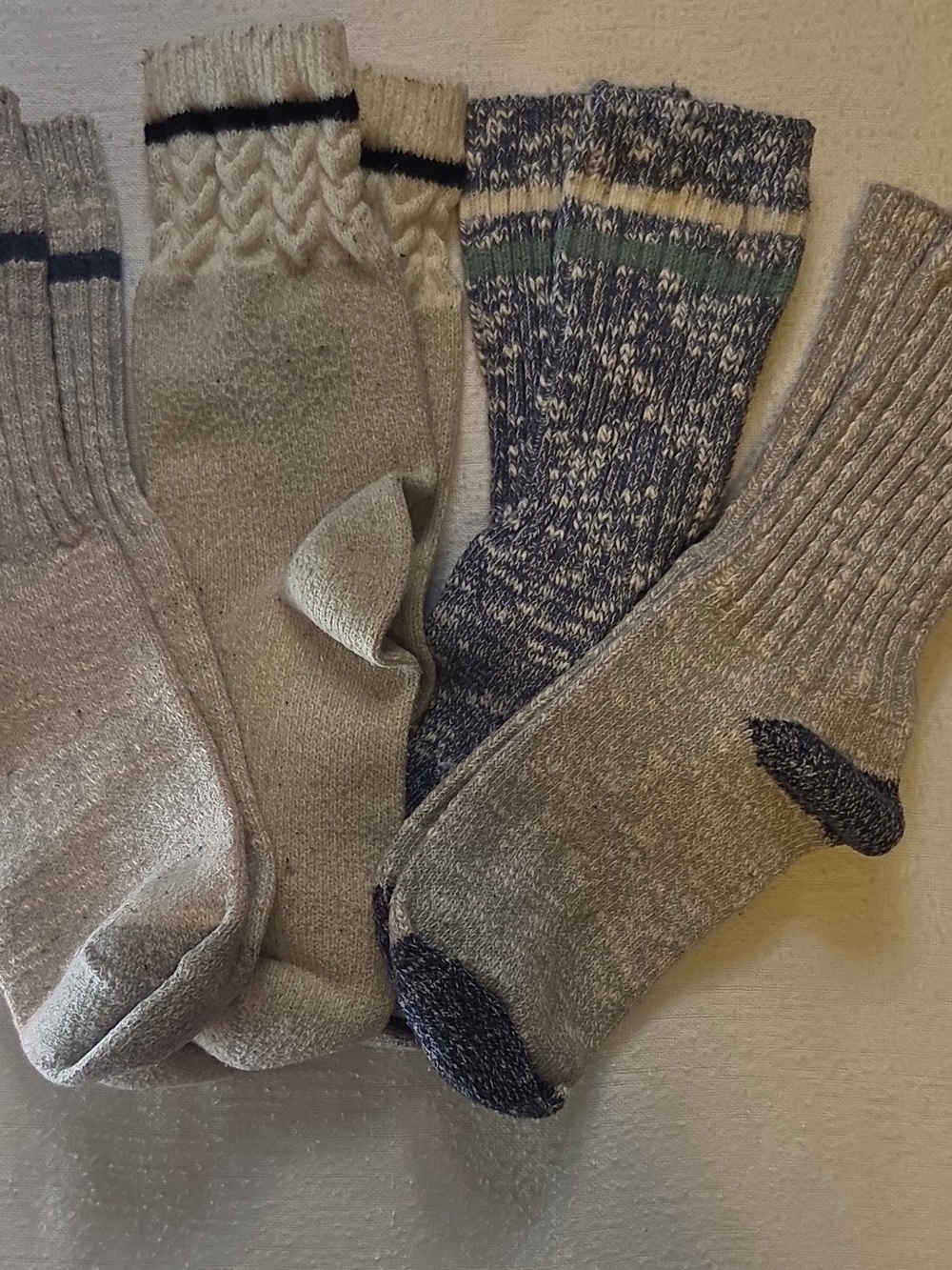 Womend Knit Boot Socks 4-Pair Pack Multicolor Casual One Size